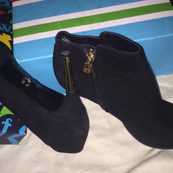 C wonder sexy suede booties with gold heels. - Picture 4 of 7